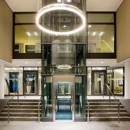 Innside By Melia מלון 4*